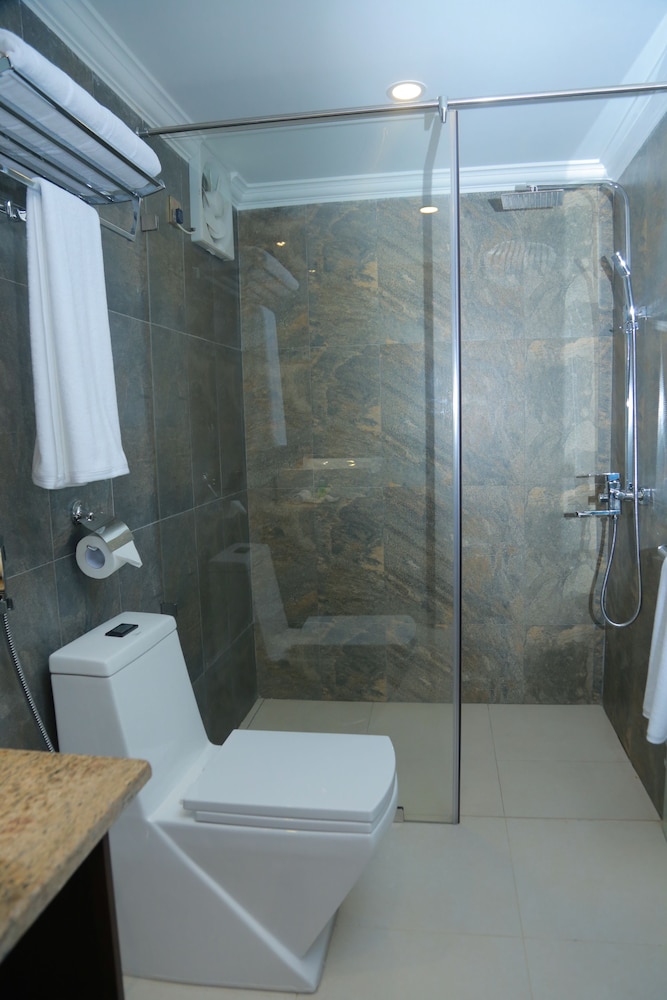Galaxy Grand Hotel 57/62