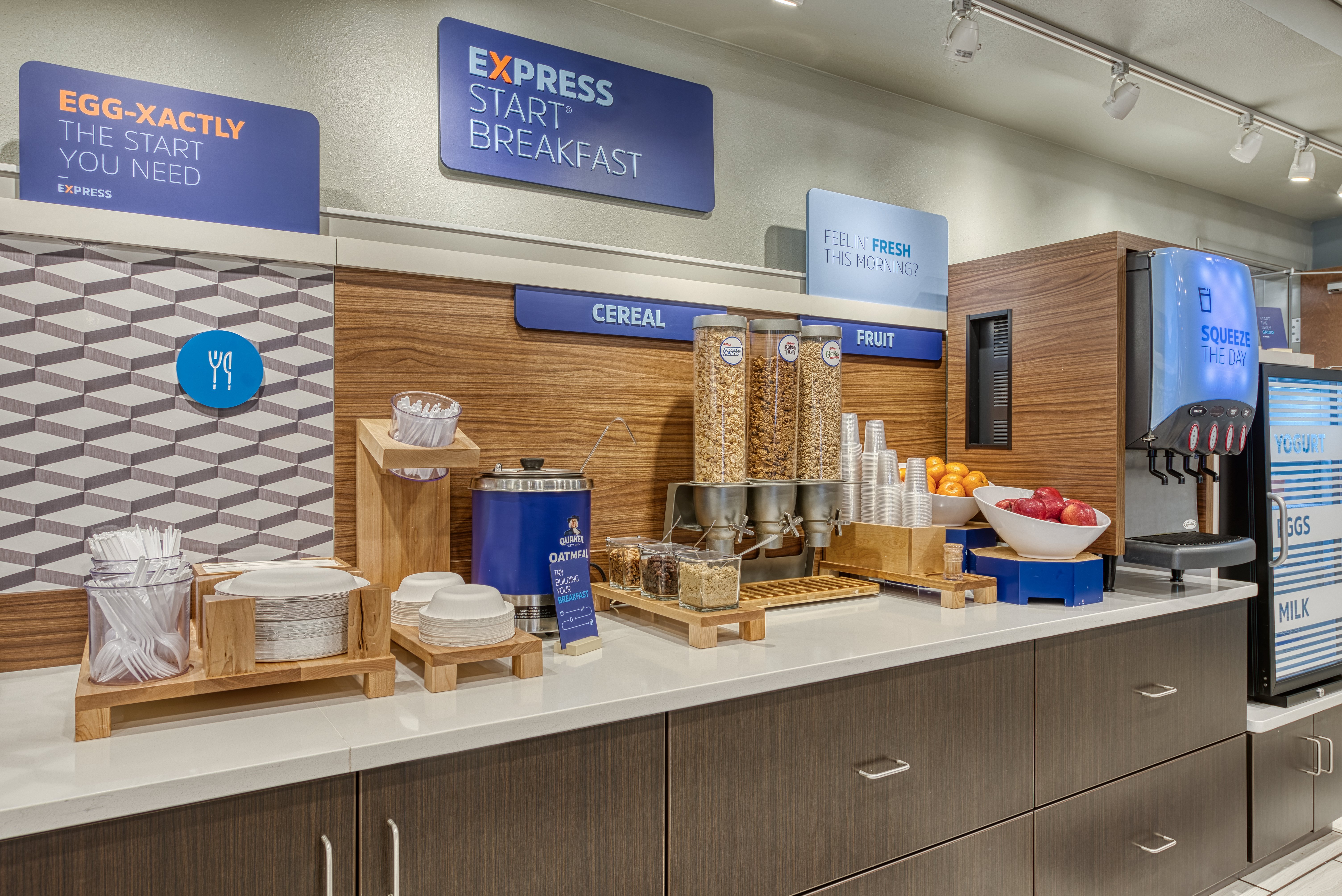Holiday Inn Express and Suite Manitou Spring 15/54