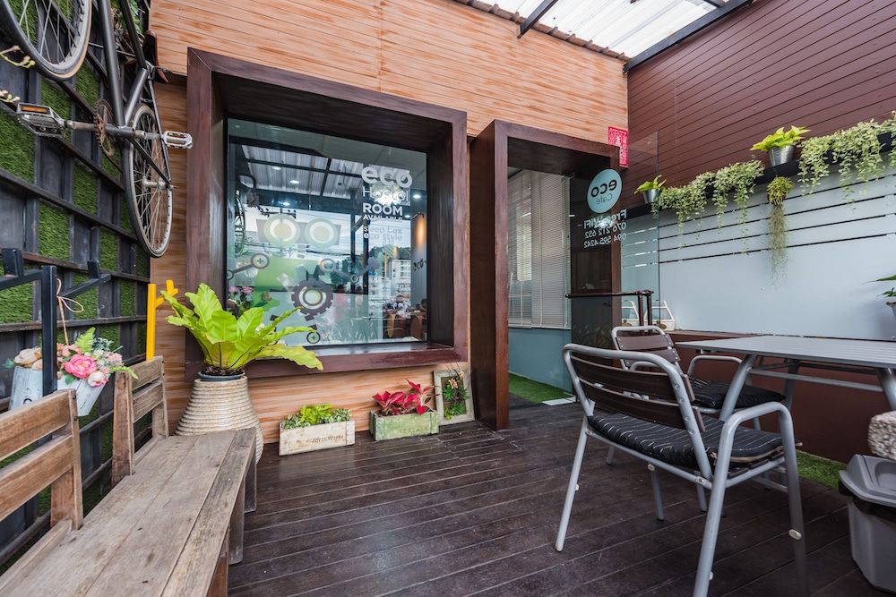 Eco Hostel Phuket 44/60