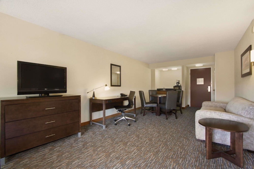 Wingate by Wyndham Chattanooga 29/32