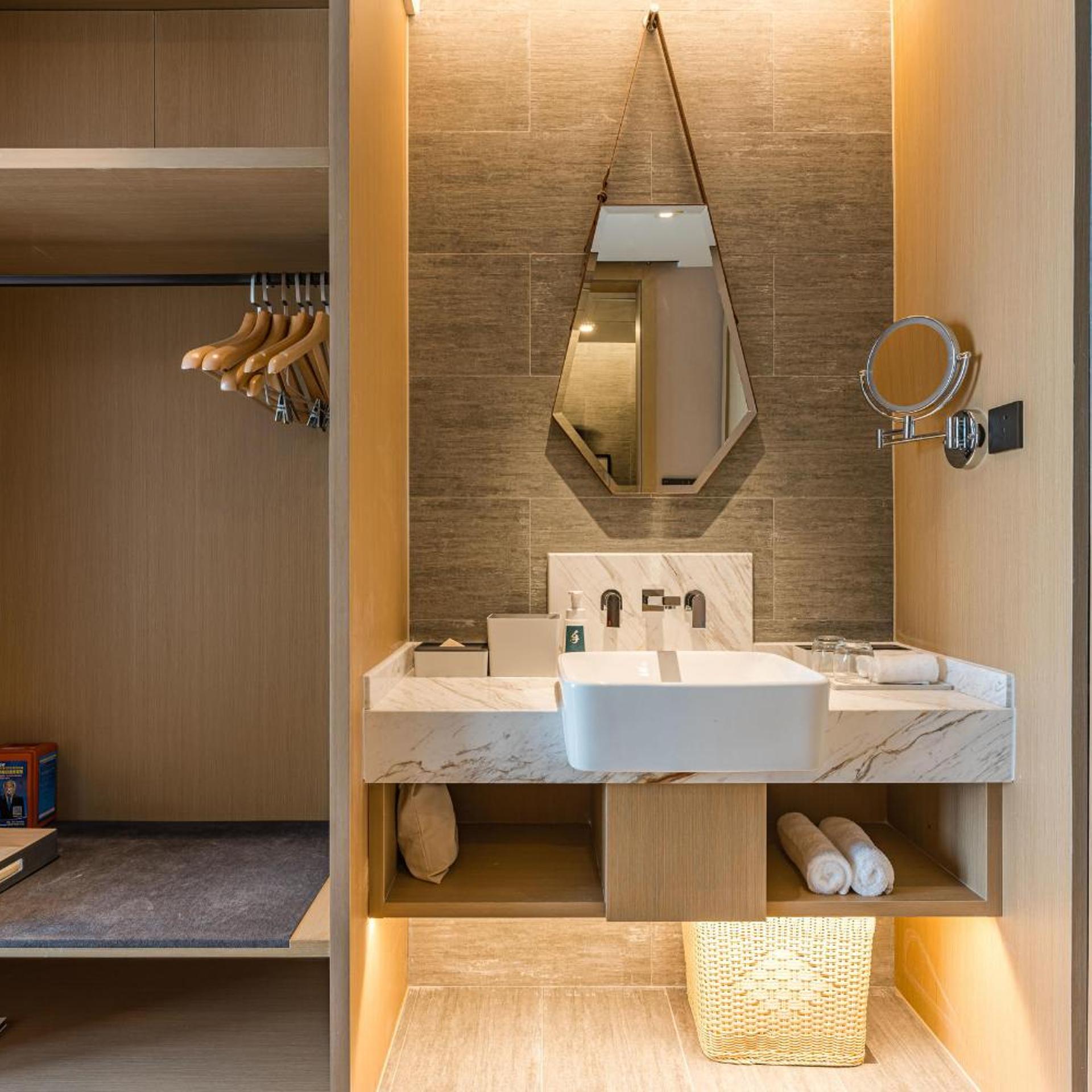 Atour Hotel Wangting Suzhou 58/60