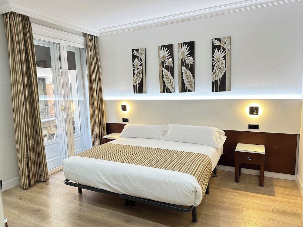 Hostal Abadia 9/50