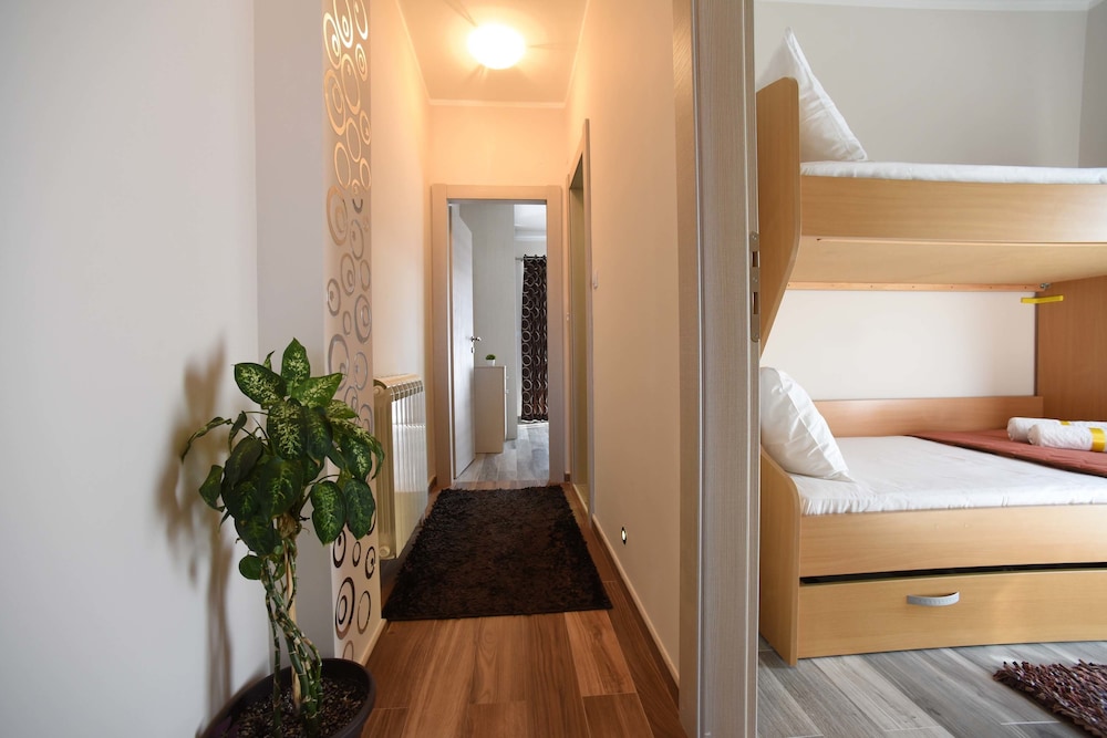 D D Apartments Tivat 18/18
