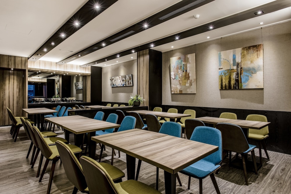 Wonstar Hotel Zhong Hua 57/66