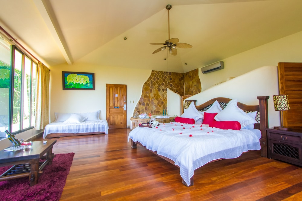 Issimo Suites Boutique Hotel Spa Adults Only 18/71