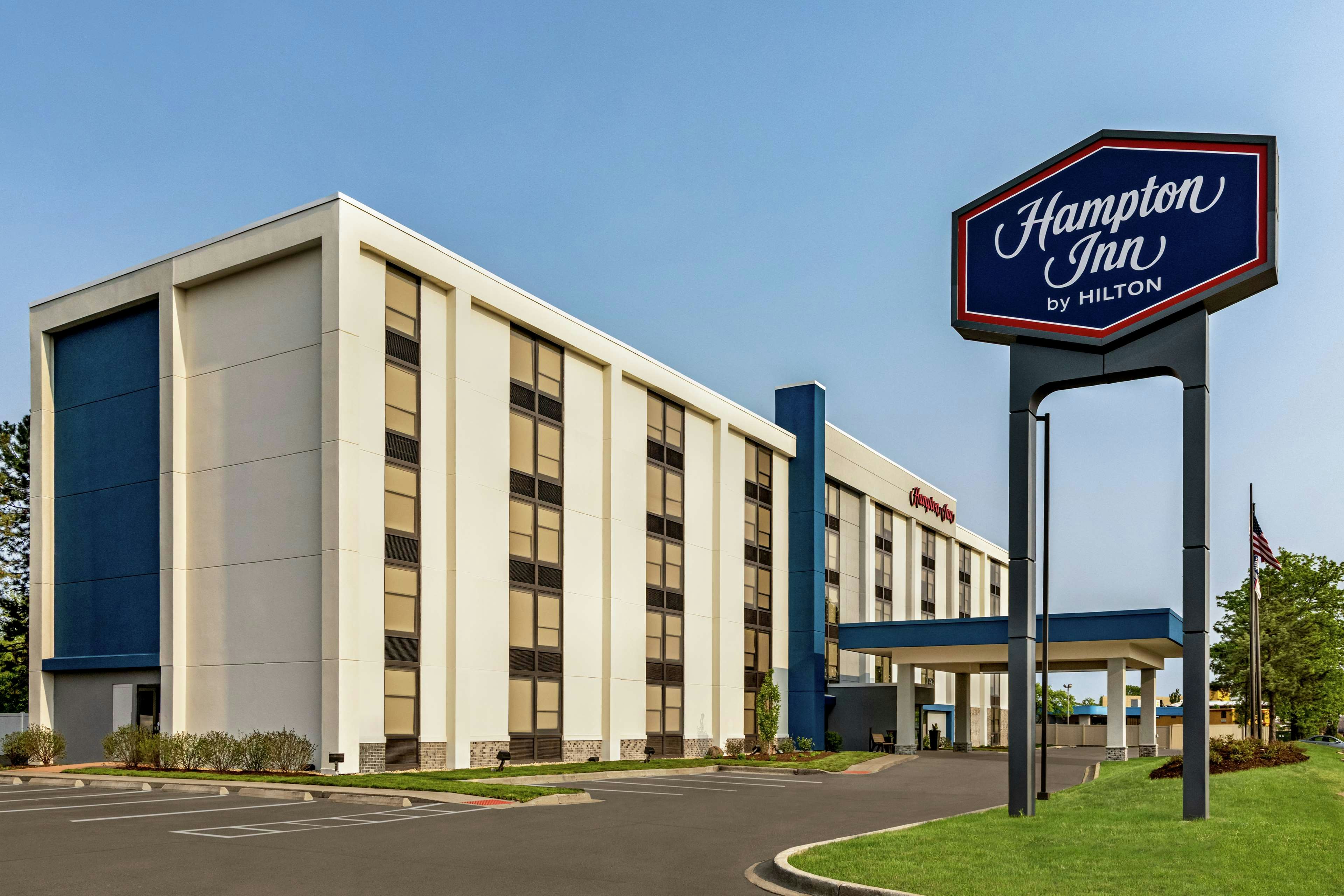 Hampton Inn Chicago-O'Hare International Airport 74/79