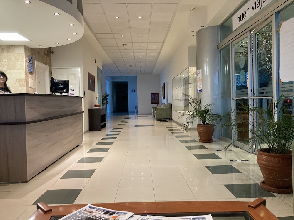 Enterprise Inn Poliforum Ex Mision Leon 3/50