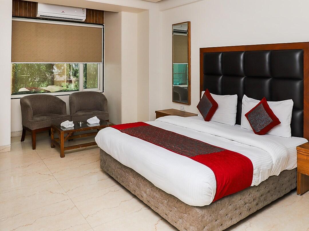 Lavanya Motel 24/51