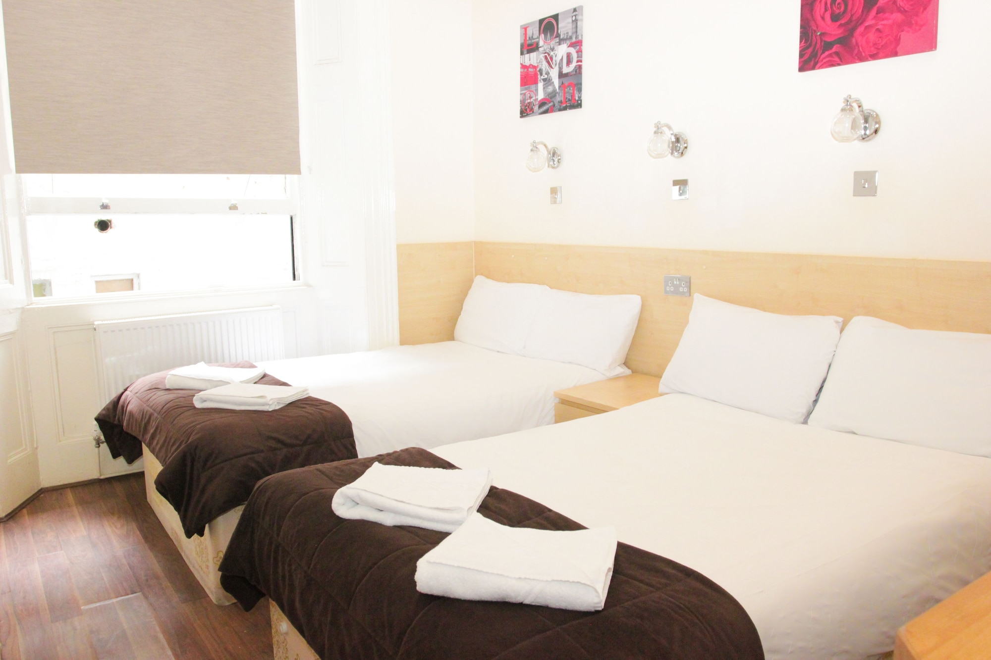 ROOM, TRIPLE