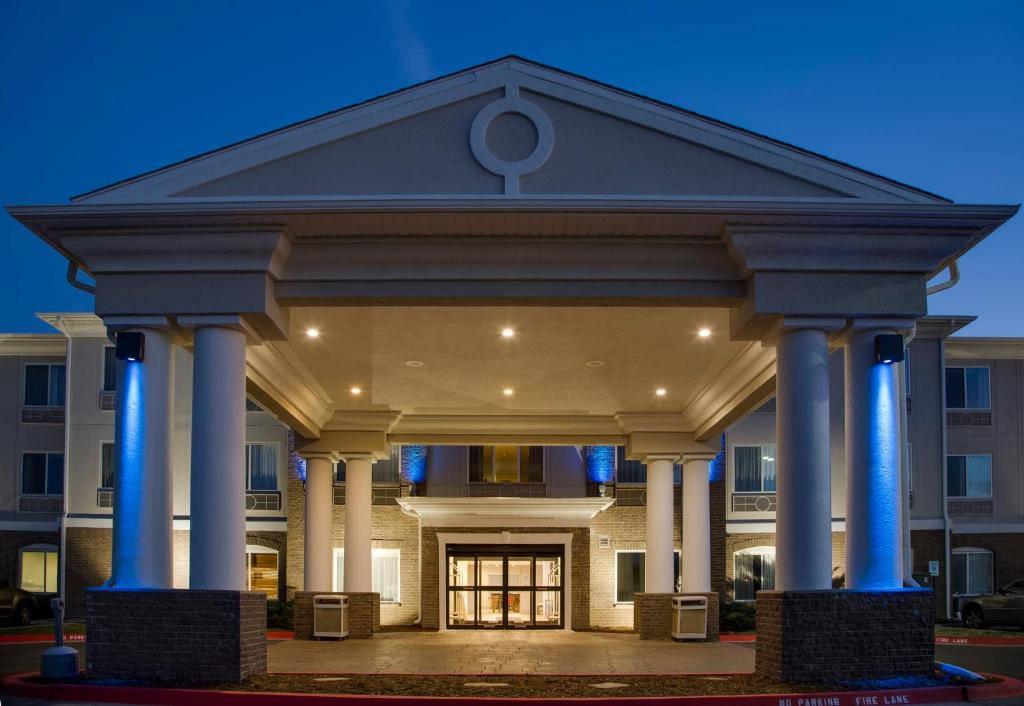Quality Inn & Suites Bethany - Oklahoma City West 1/29