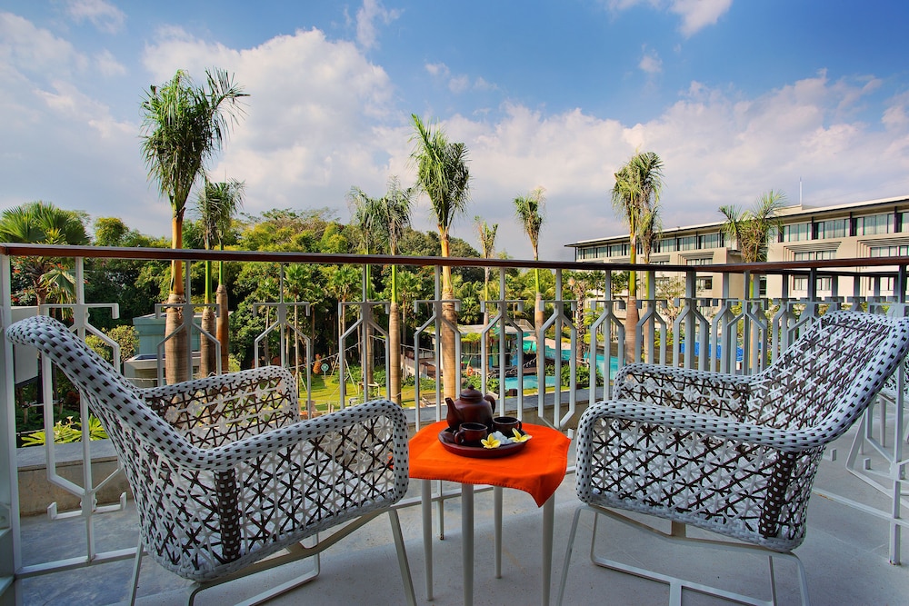 Harris Hotel and Conventions Malang 36/40