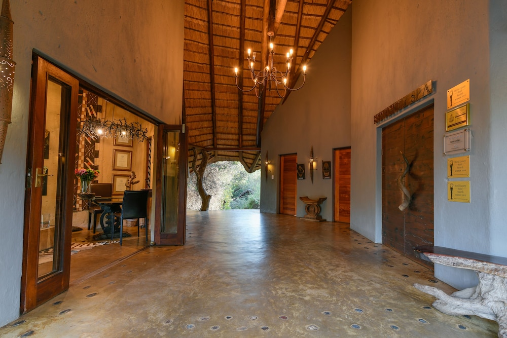 Pondoro Game Lodge 18/66