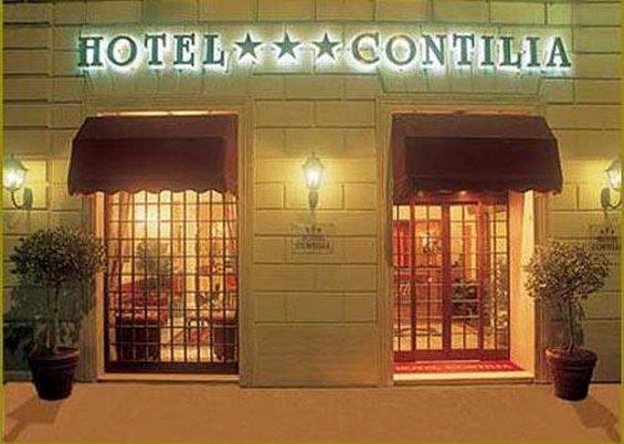 Deluxe, Single, Double Bed