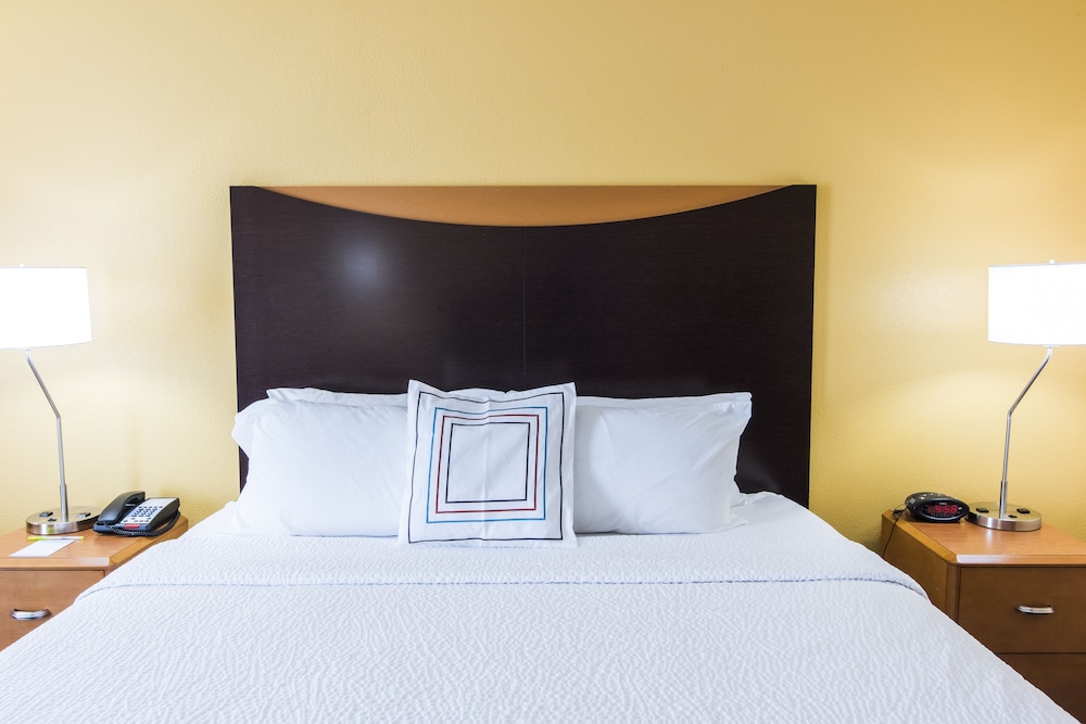 Fairfield Inn And Suites By Marriott Chesapeake 14/33