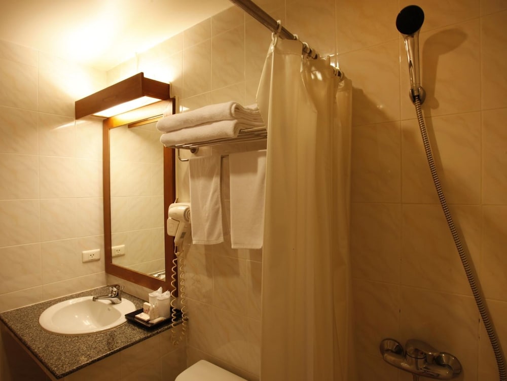 ORCHID RESORTEL 57/65