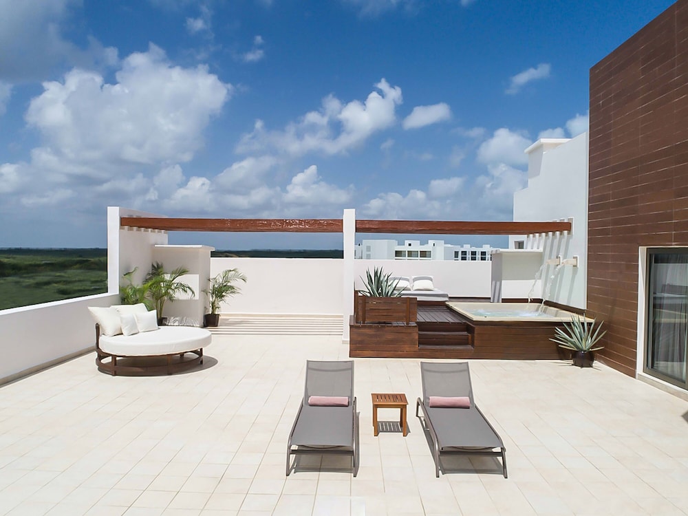 Excellence Playa Mujeres - Adults Only 2/72