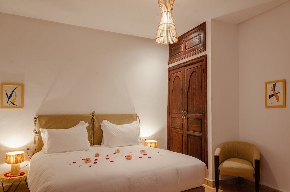 Riad Charai 18/77