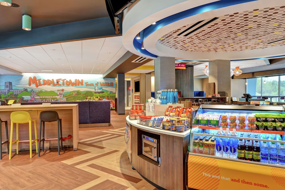 Tru By Hilton Middletown 44/47