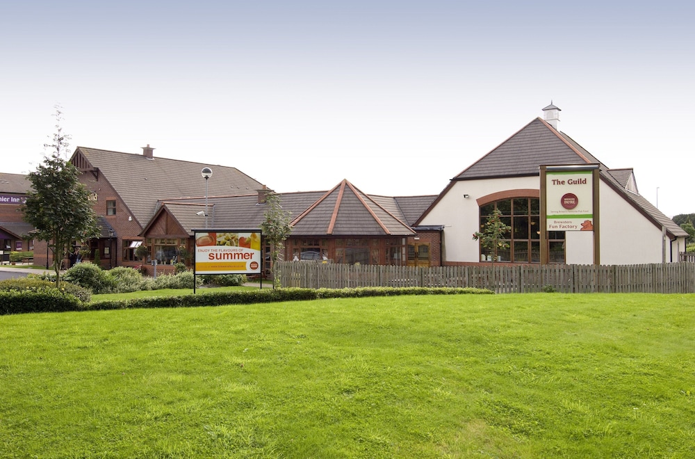 Premier Inn Bromsgrove Central 25/28