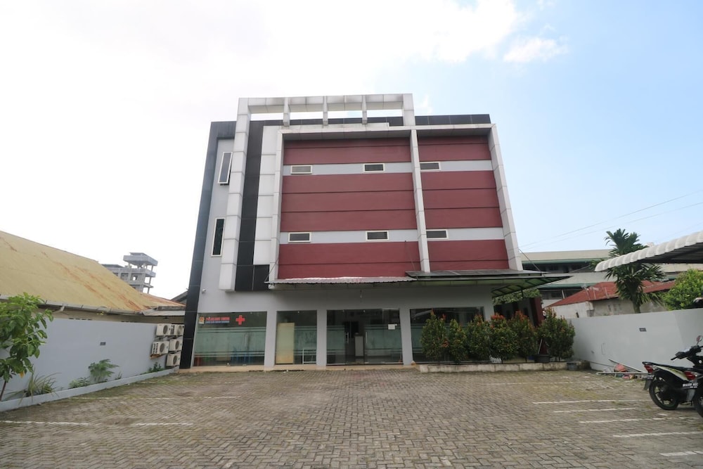 Reddoorz @ Jalan Krakatau Medan 1/60