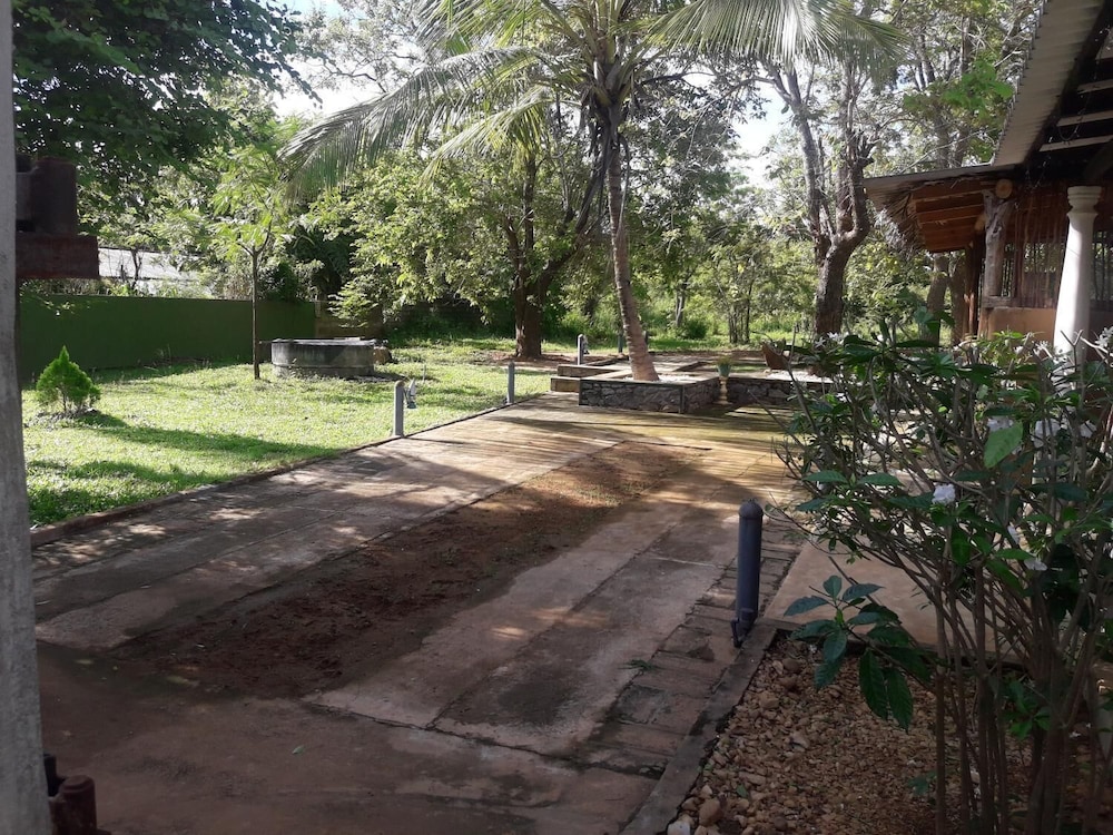 Ladun Sigiri Villa 24/33