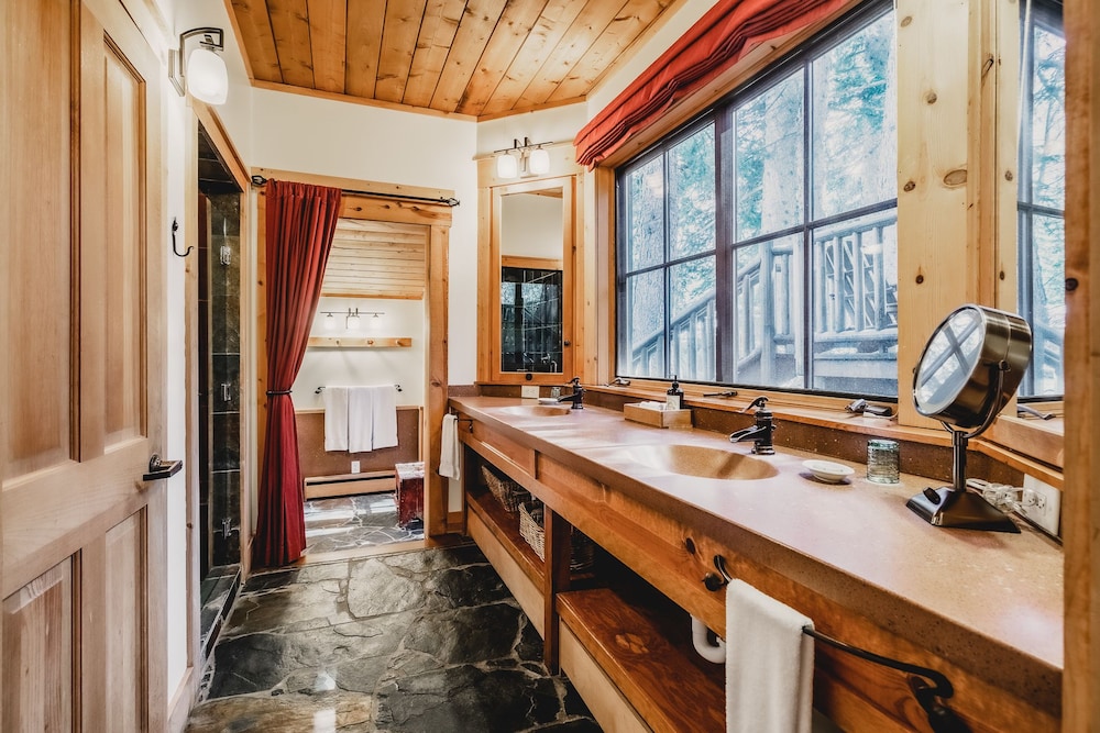 Sundance Mountain Resort 54/72