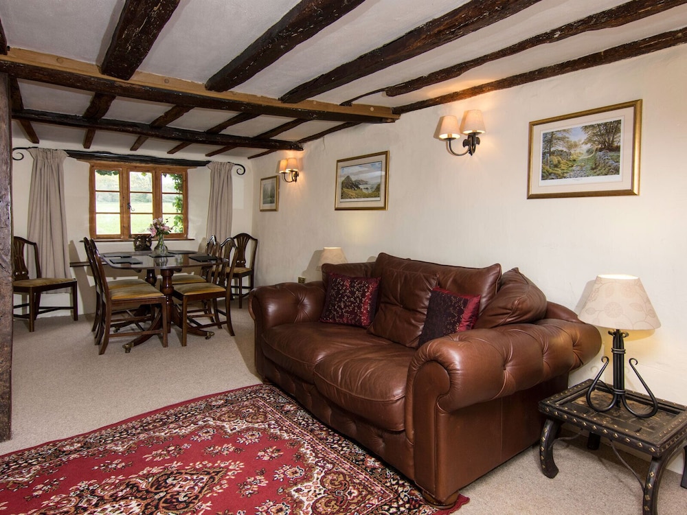 Hay Meadow Farm 16/50