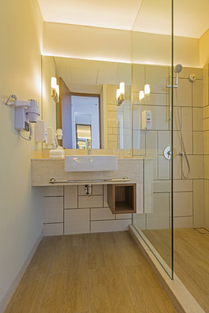 Holiday Inn Express Jakarta Pluit Citygate 11/54