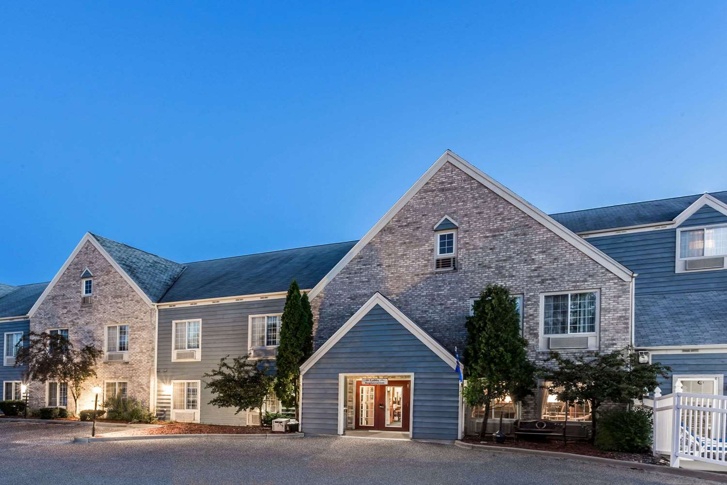 Baymont by Wyndham Mequon Milwaukee Area 2/33