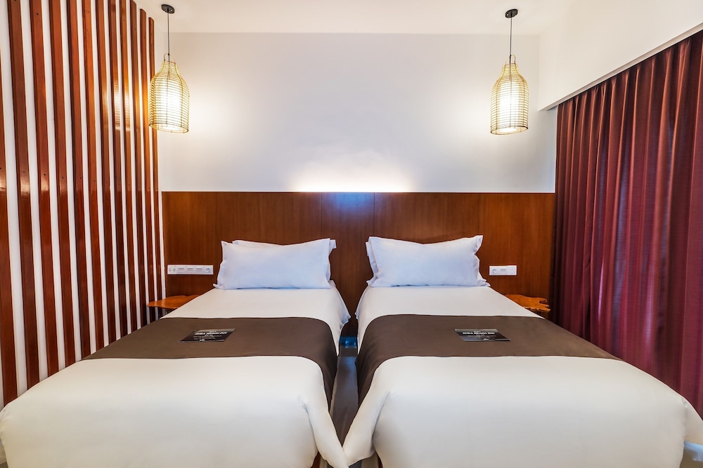 Suka Beach Inn 20/65