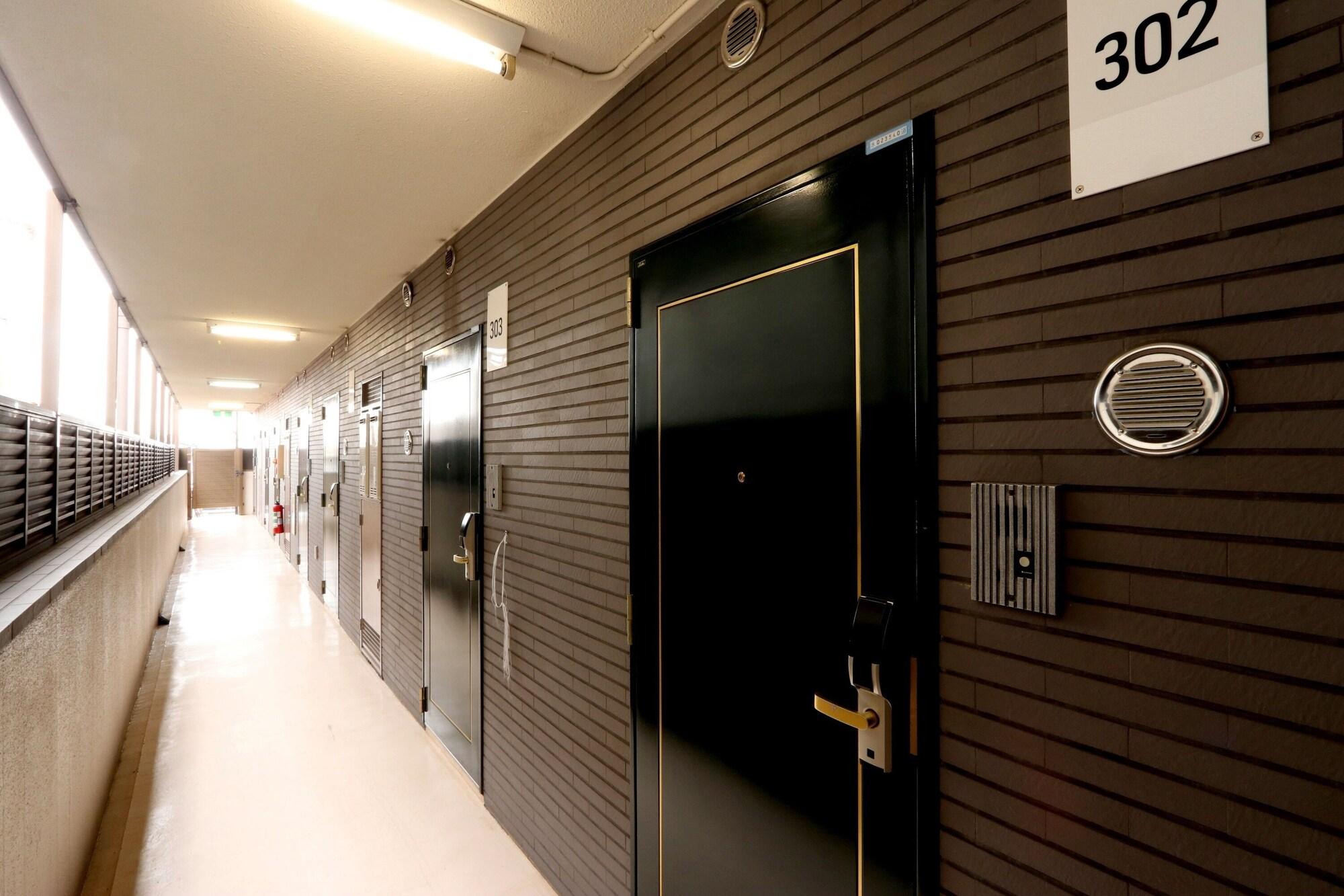 Business Inn Grandeur Fuchu 3/32
