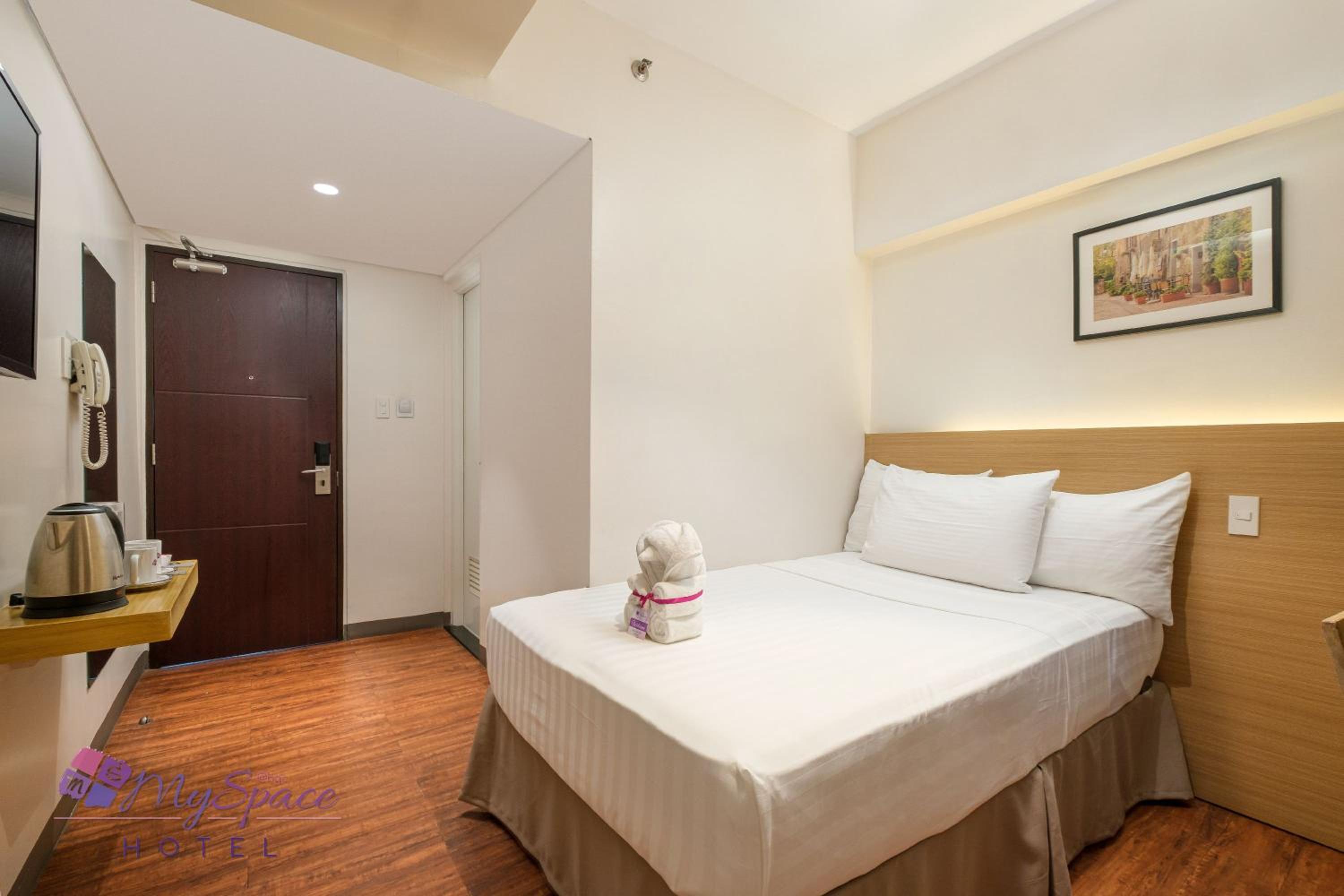 MySpace Hotel BGC 27/71
