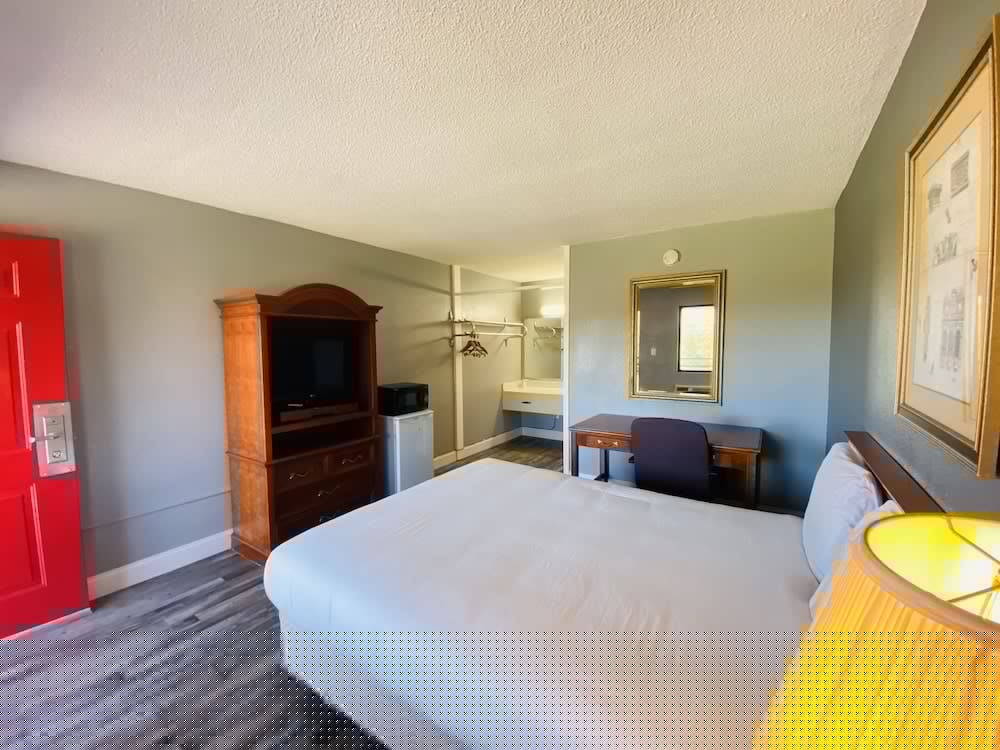 Travelers Place Inn & Suites 25/73