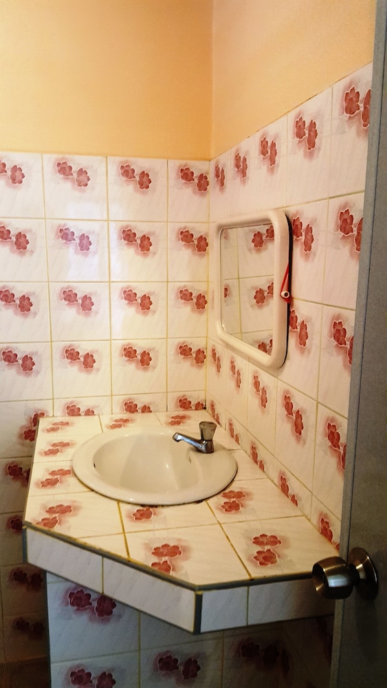 Rattana Guesthouse Bungalow 9/50