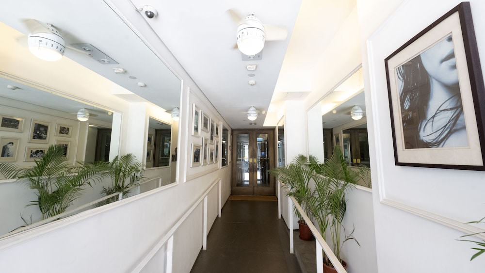 Lobby at Mini Causeway Bay Hotel, HONG KONG ISLAND