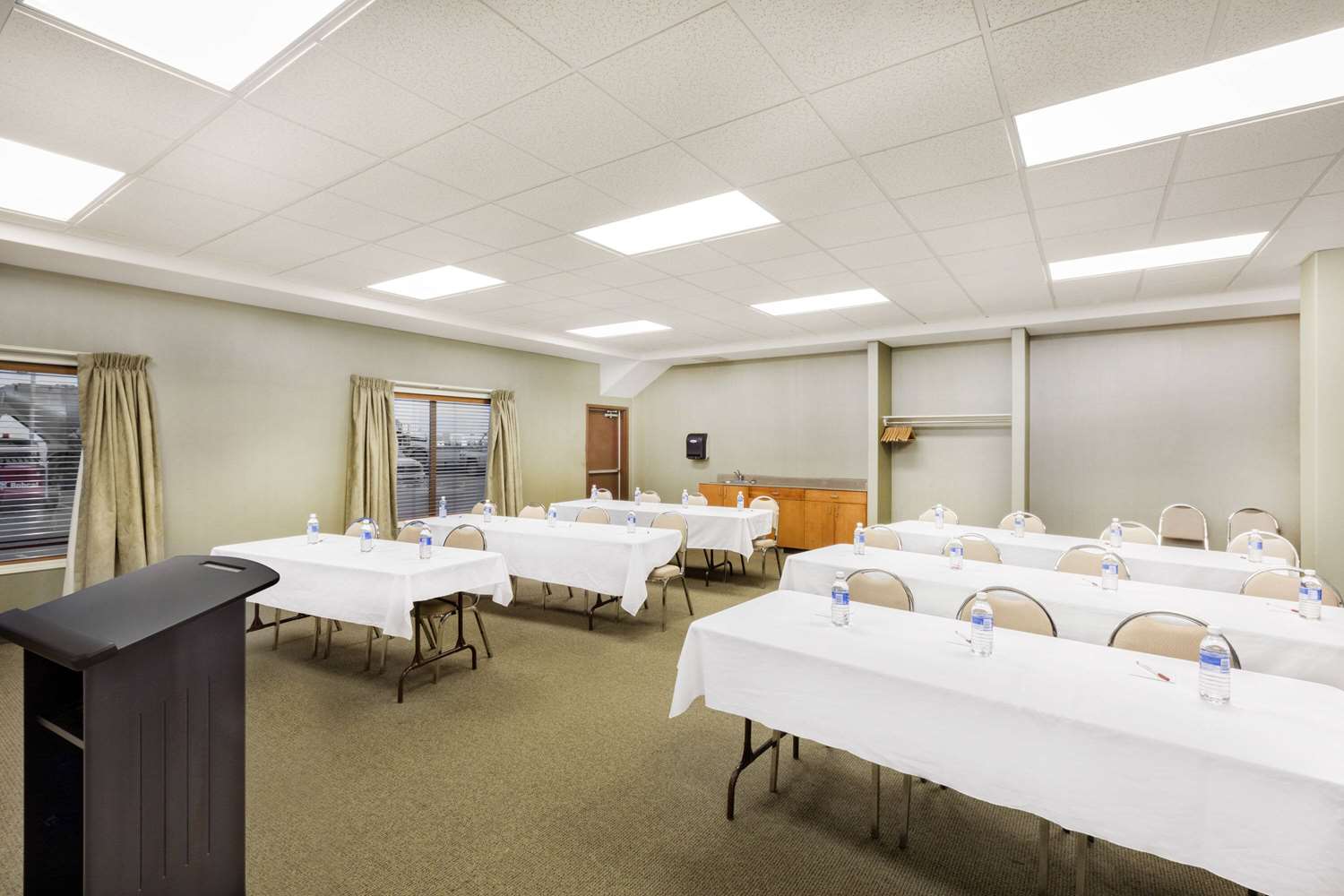 Ramada Clairmont/Grande Prairie 6/17