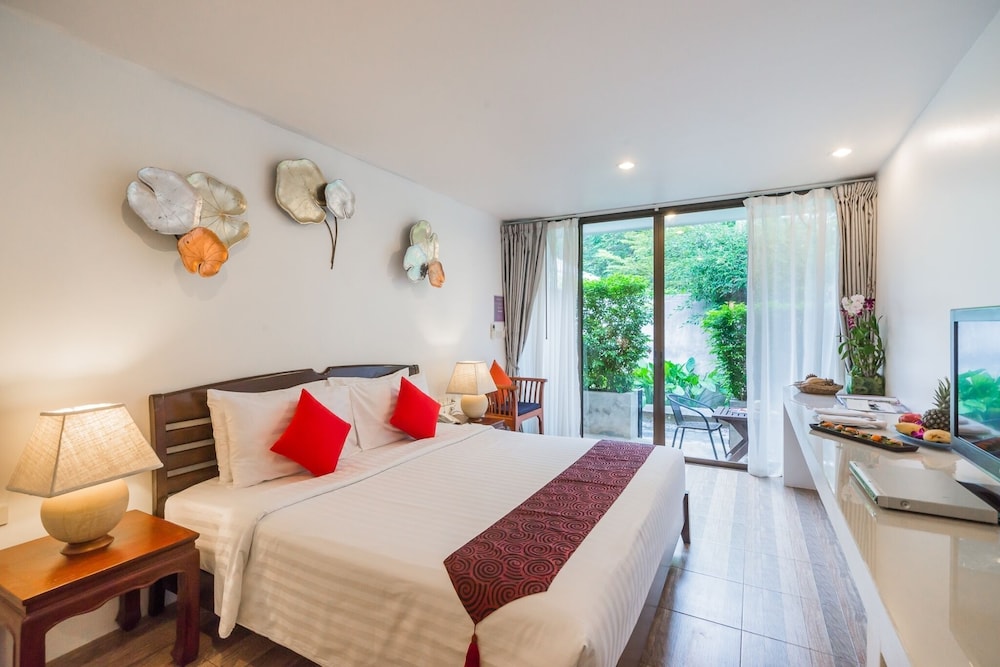 Laksasubha Hua Hin Hotel 9/33