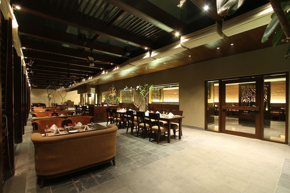 Hotel Express Residency Vadodara 24/46