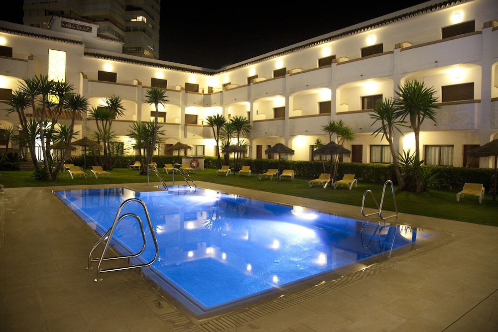 Tarik Hotel 39/63