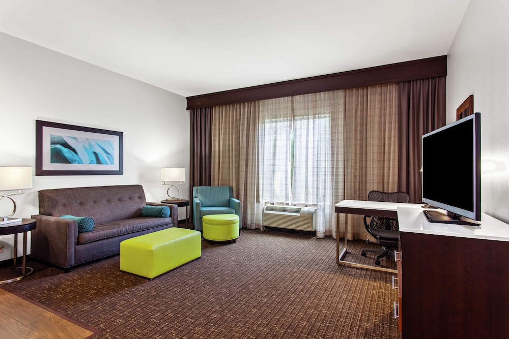 Hilton Garden Inn Victoria 48/75