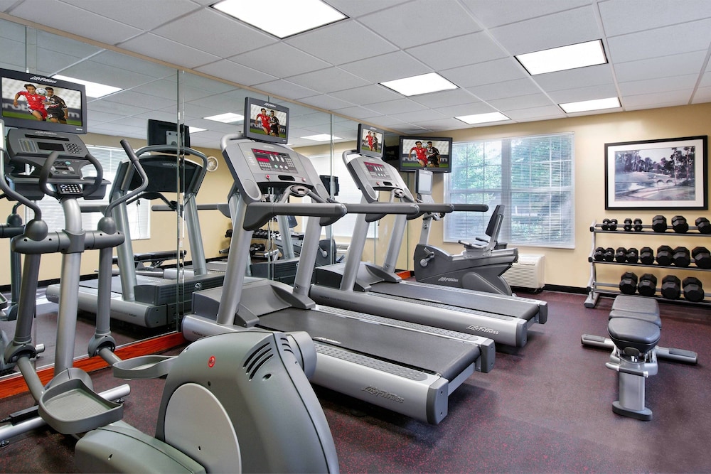 TownePlace Suites by Marriott Knoxville Cedar Bluff 11/24