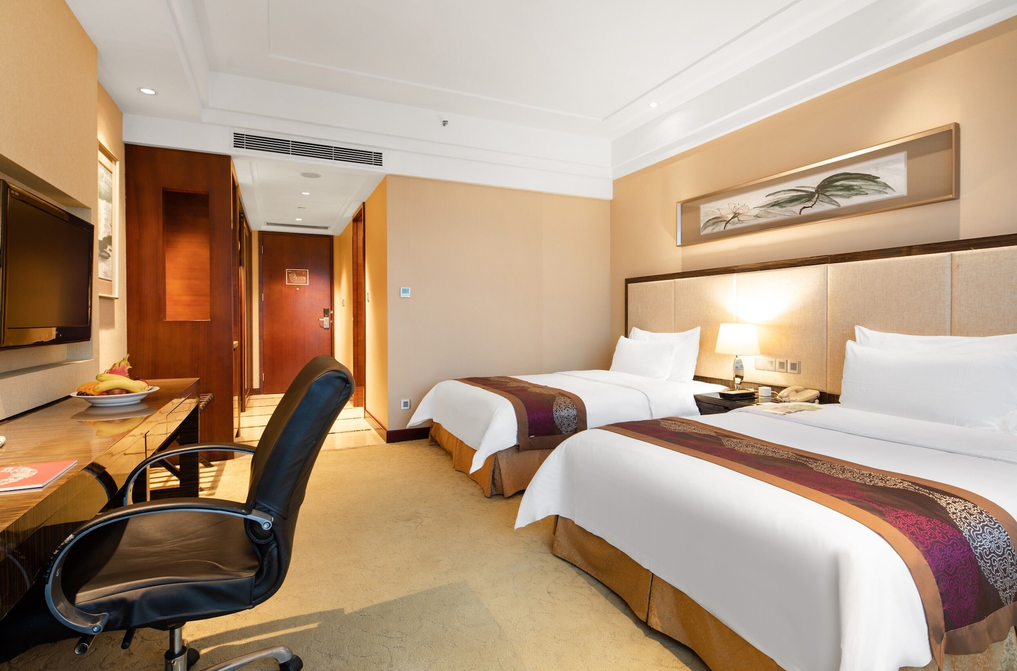 DELUXE, TWIN BEDS