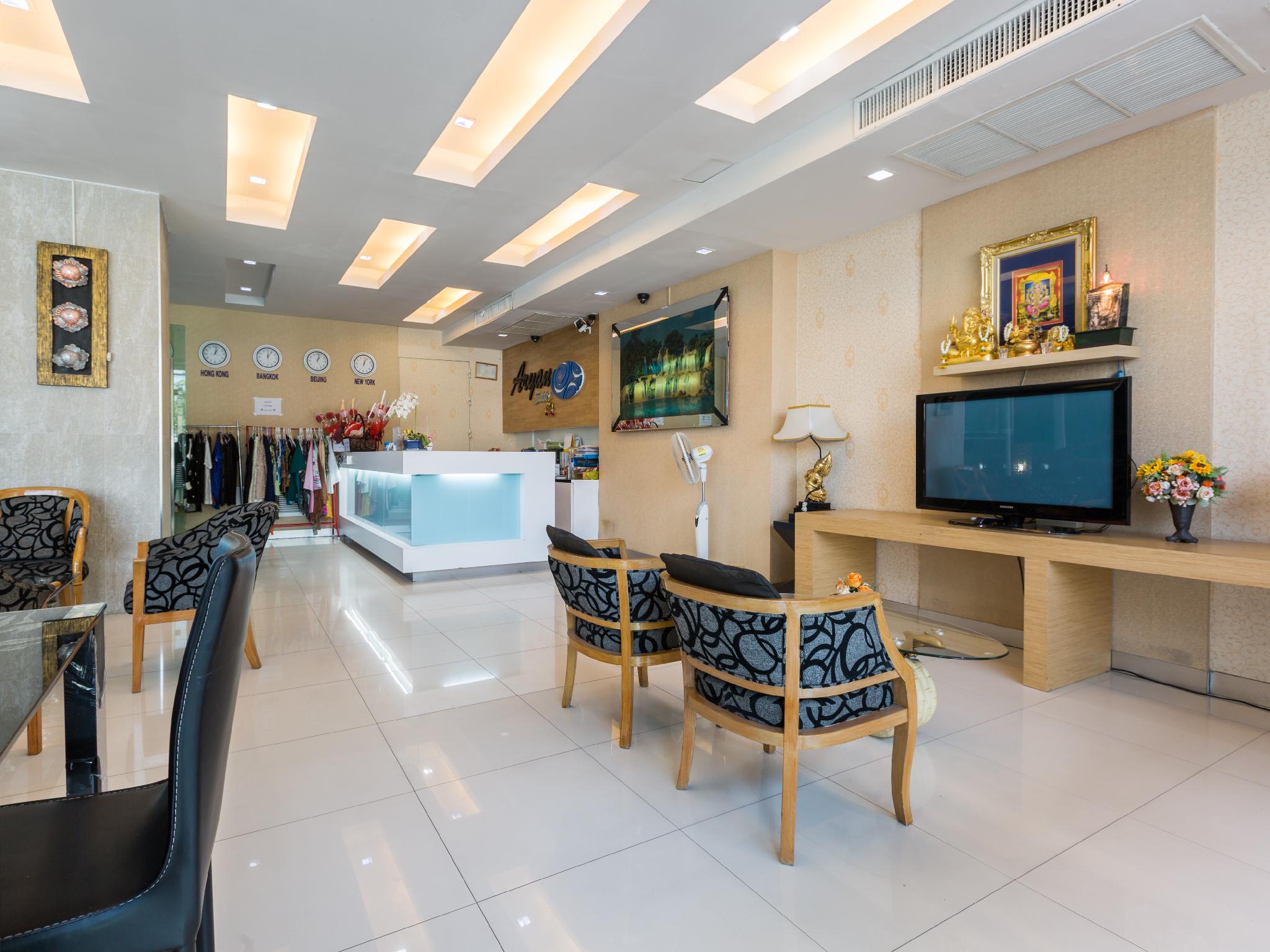 Aryan Suites Hotel 39/53