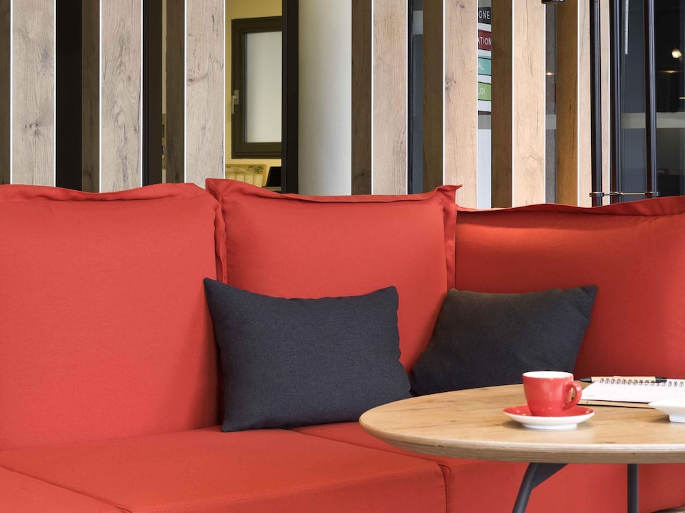 Ibis Bordeaux Centre Gare Saint Jean 44/66
