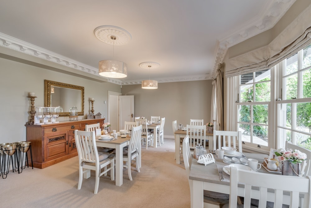 West Wellow Lodge 25/50