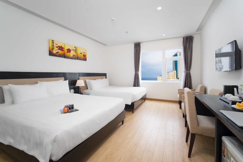 Golden Star Hotel 33/69