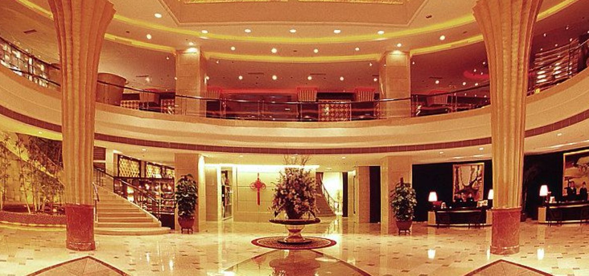 Chinflux Mandarin Hotel 8/44