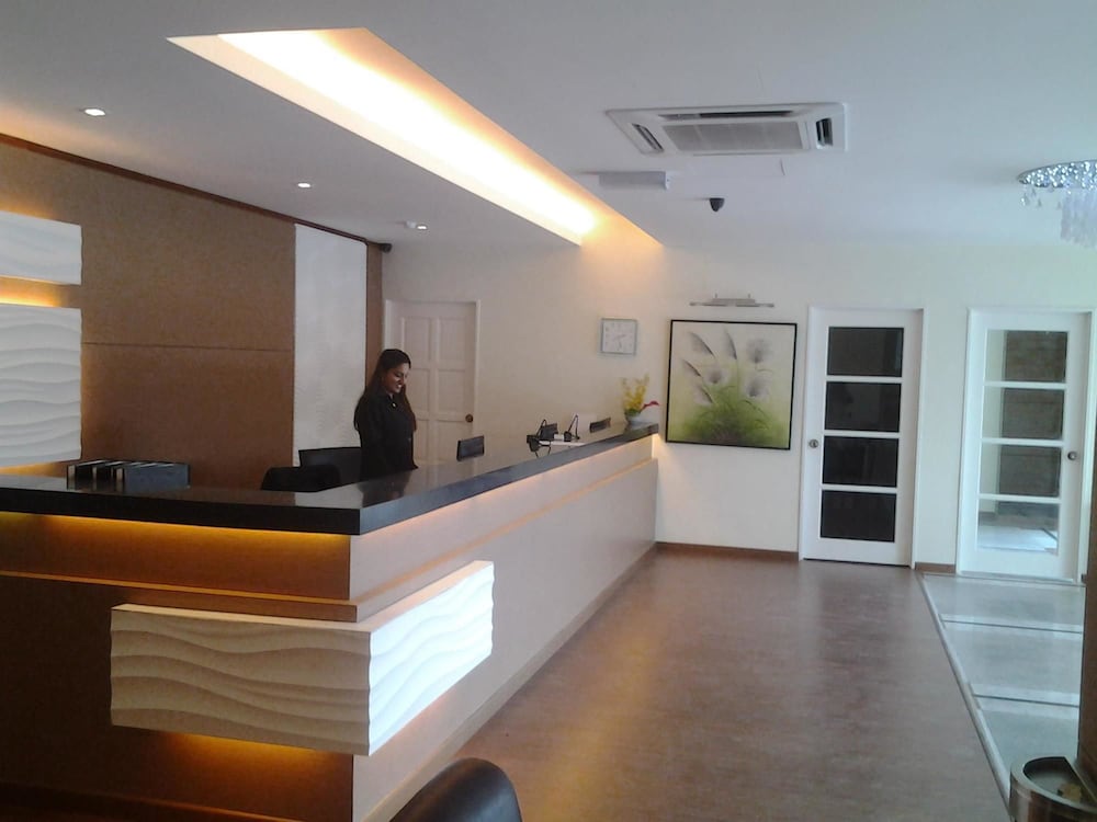 Smart Hotel 13/44