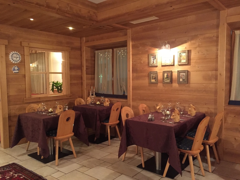 Hotel Ariston 56/70