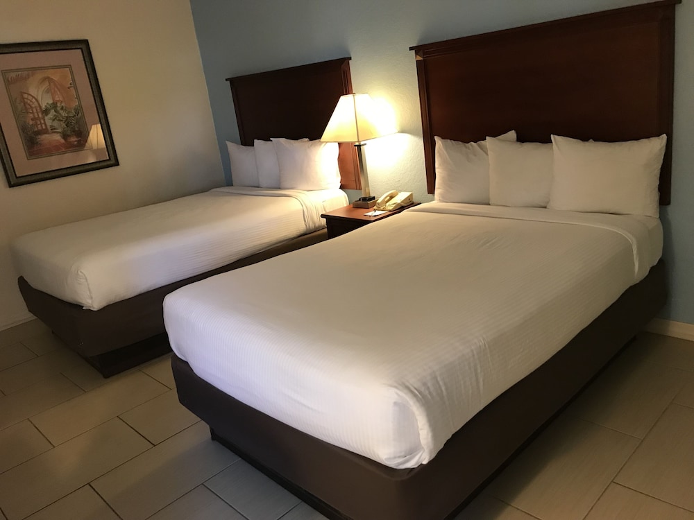Baymont By Wyndham Gainesville I-75 14/46